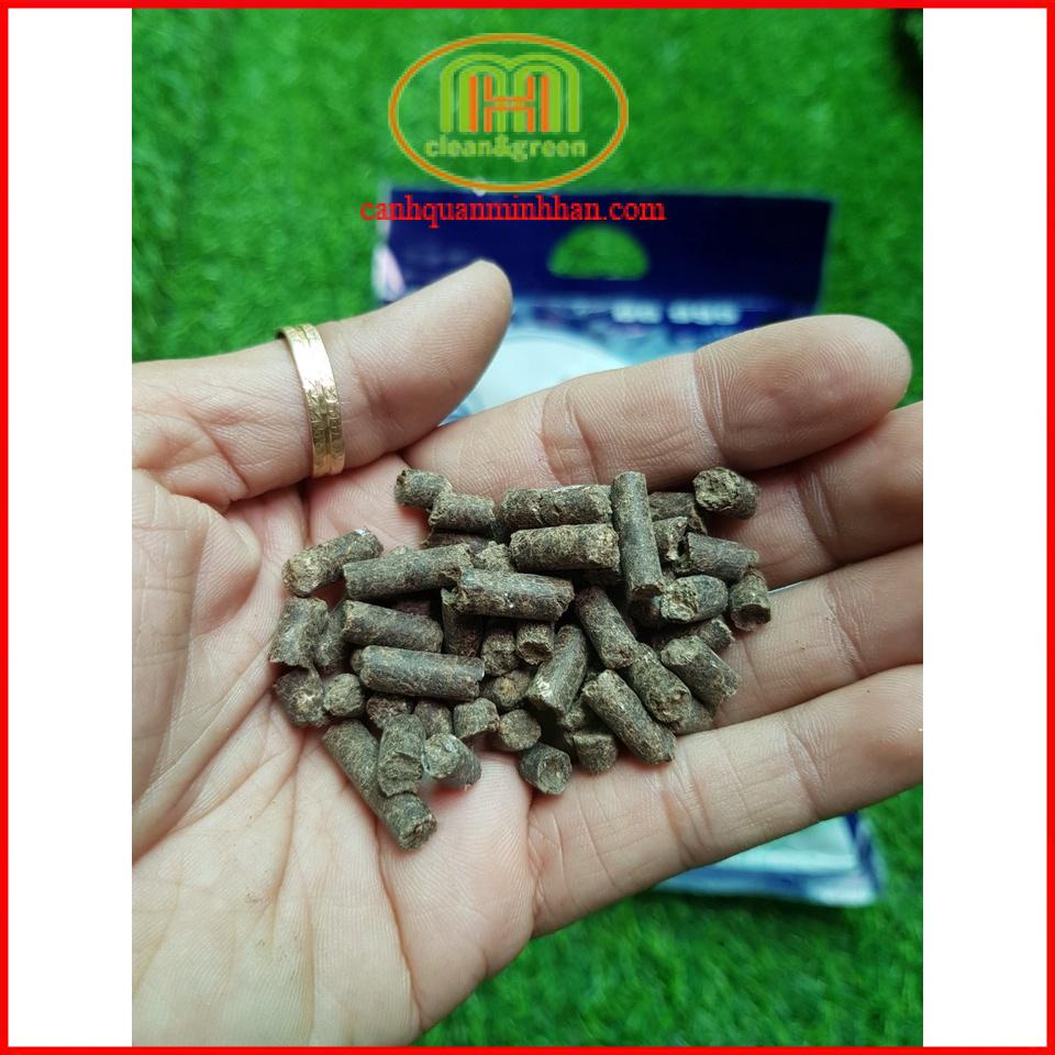 Phân gà hữu cơ viên nén Nhật Bản 1 kg giúp cây phát triển mạnh, đề kháng sâu bệnh, phát triển hệ vi sinh vật trong đất