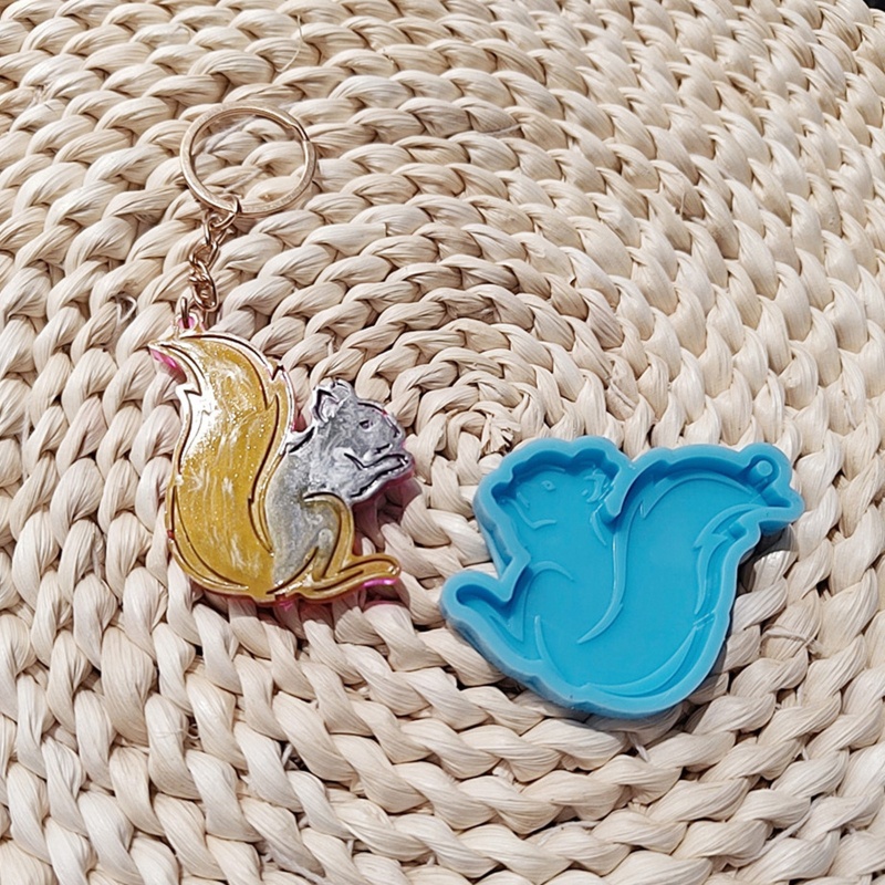 Khuôn Silicone Làm Mặt Vòng cổ Hình Chú Sóc