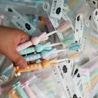 Sét 4  Cây bàn chải đánh răng cho bé
