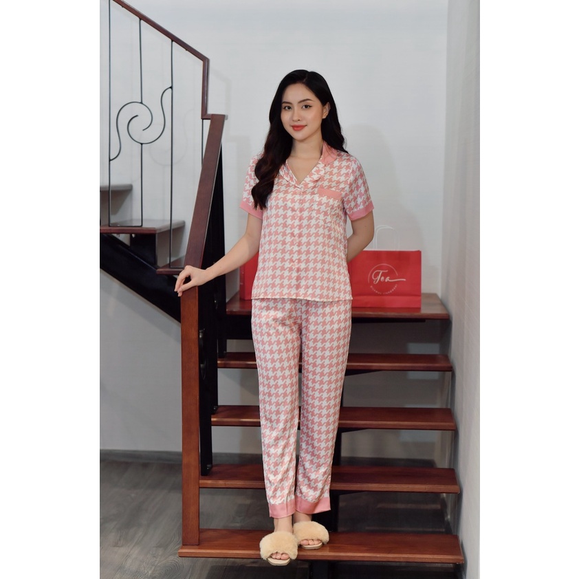 Bộ Mặc Nhà Pyjama Chất Lụa Tea Store Áo Cộc Quần Dài Họa Tiết Zigzag Hồng | BigBuy360 - bigbuy360.vn