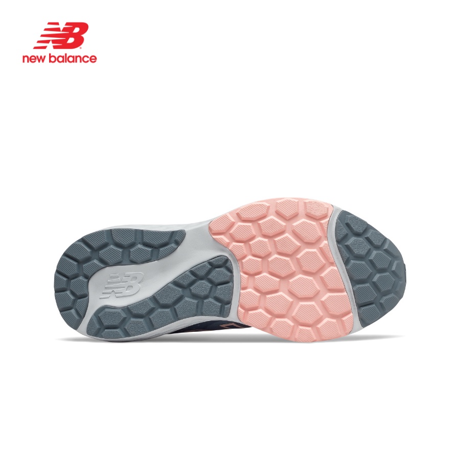 Giày chạy bộ nữ New Balance Road Cushioning - W520LP7