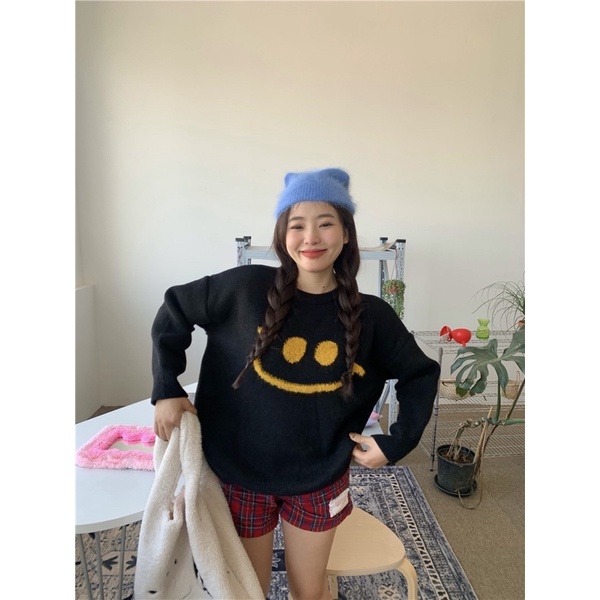 áo len mặt cười
