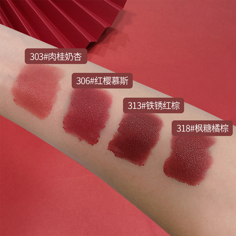 Son điêu khắc lipstick