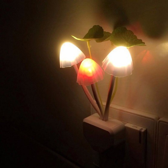 Đèn ngủ cảm ứng hình 3 cây nấm - Tự đổi màu