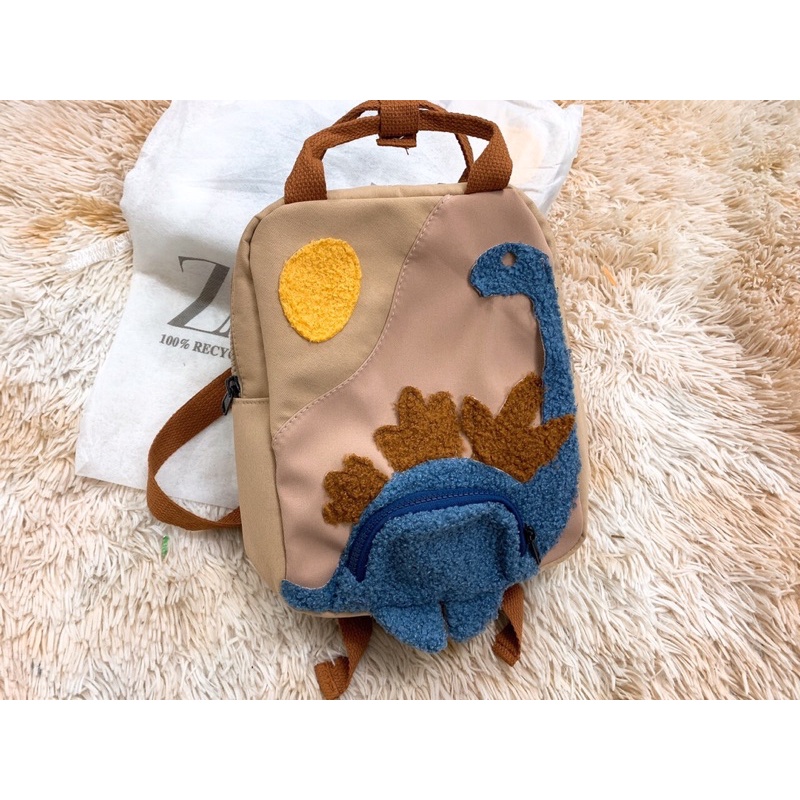 Balo khủng long bé trai