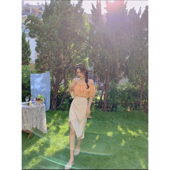 SET ÁO VOAN CAM BÈO DÂY HẠT + CHÂN VÁY XẾP XÉO LỆCH