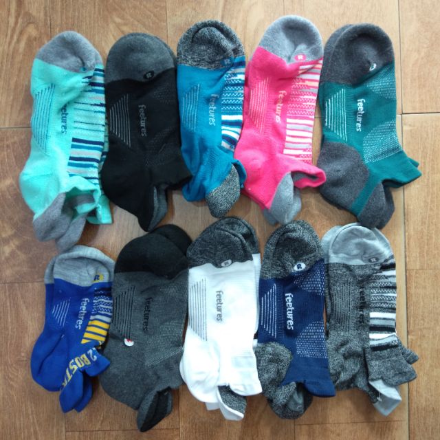 Tất Feetures