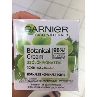 Kem dưỡng ẩm Garnier Moisture Rescue Refreshing Gel-Cream