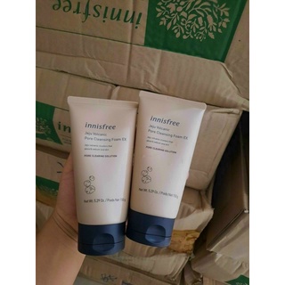 Sữa rửa mặt innisfree tro núi lửa