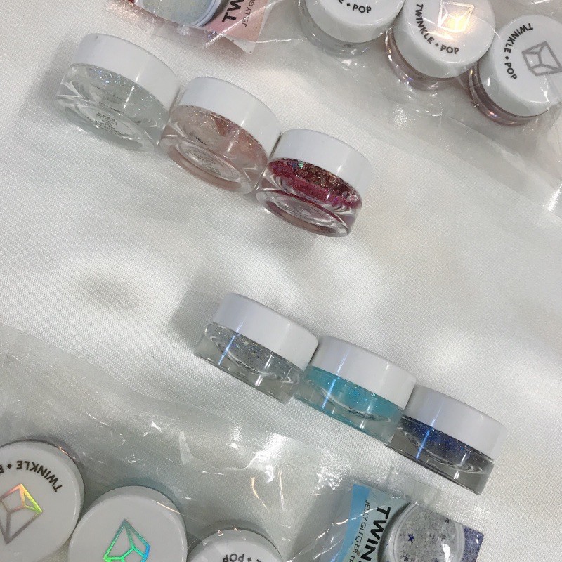 Gel nhũ mắt Clio
