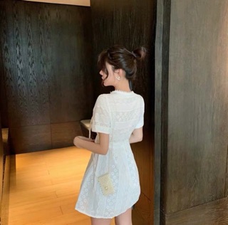 Đầm tiểu thư trắng (order)