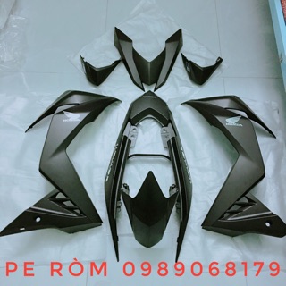 Dàn áo winner đen nhám tem bạc v1