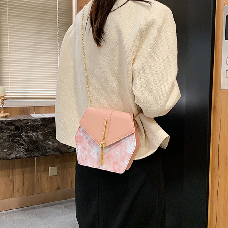 Túi Đeo Chéo Vai Hình Vuông Bằng Da Có Dây Xích Có Thể Điều Chỉnh Dành Cho Nữ