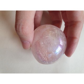 Đá rose quartz aura palm