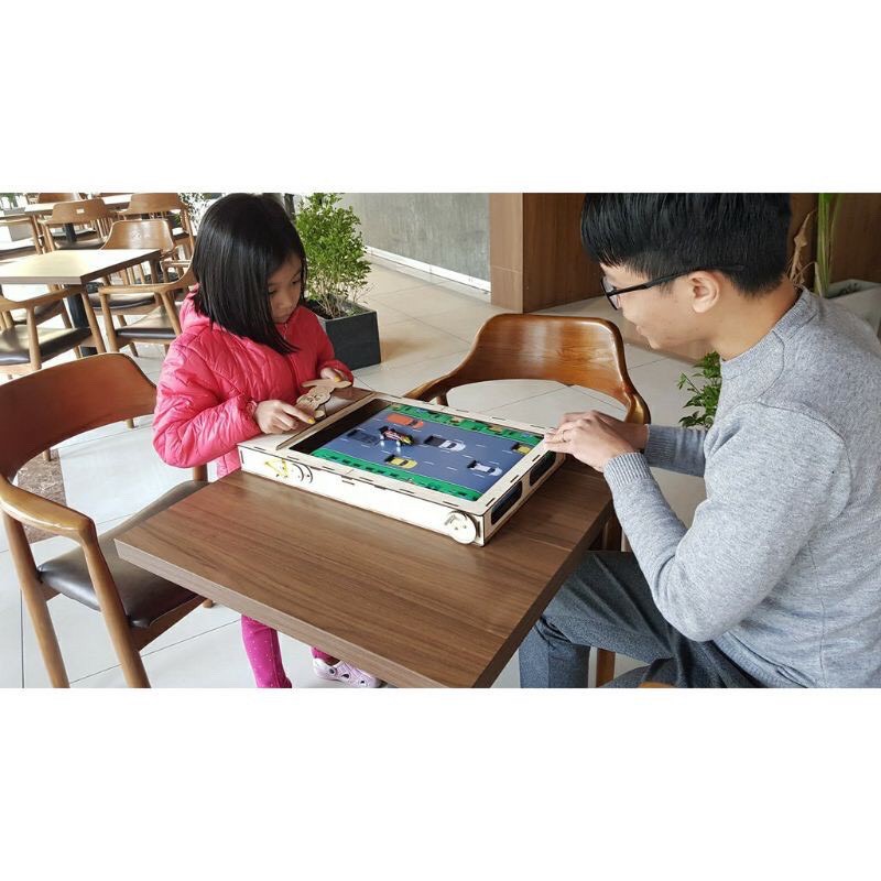 SIZE TO) SÁNG TẠO VUI CHƠI CÙNG BÉ- BỘ ĐỒ CHƠI ĐUA XE HANDMADE ZUNNY - GAME TRÍ TUỆ