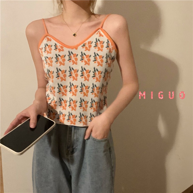 Áo Hai Dây Cổ Chữ V Ôm Dáng Xinh Xắn Dành Cho Nữ | BigBuy360 - bigbuy360.vn