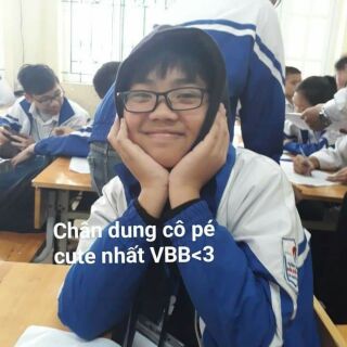 Cô bé cute vbb