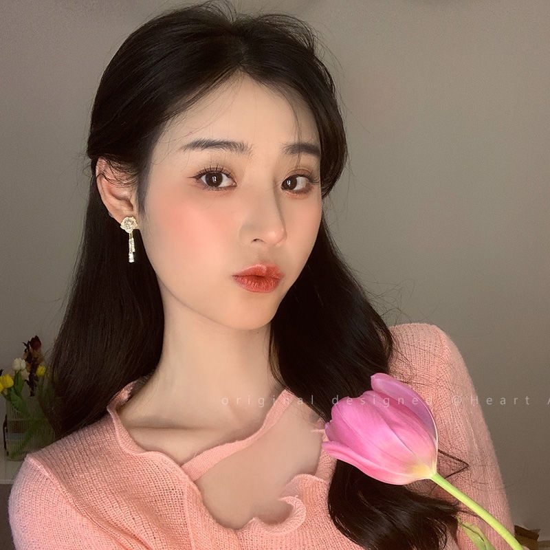 Bông Tai Hình Hoa Trà Đính Đá Và Ngọc Trai Giả Phong Cách Mới Thời Trang Mùa Hè 2022 Dễ Phối Đồ Cho Nữ