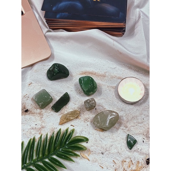 100 gram đá vụn - Nhiều màu sắc - Dùng để thanh tẩy, chơi Tarot, thanh tẩy bài Tarot trang trí nhà, phòng ngủ