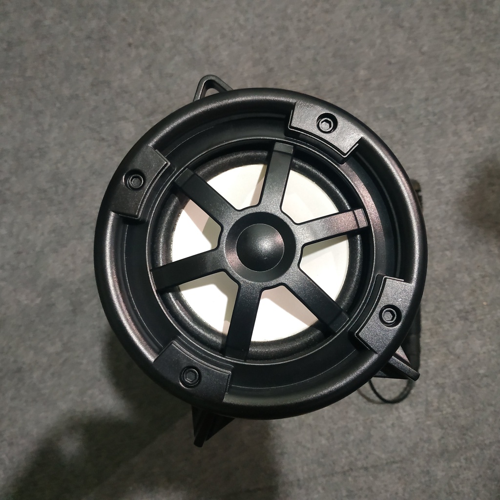 Loa Karaoke Bluetooth M17 Kèm Micro Dây 2m