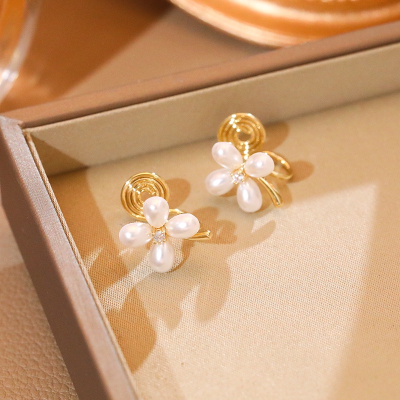 [Jiudolan] Khuyên Tai Dạng Kẹp Hình Cỏ Bốn Lá / Hoa Đính Hạt Ngọc Trai / Vàng Thời Trang Thường Ngày Cho Nữ