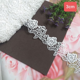 Ren thêu chỉ bóng  , màu trắng  , size 3cm.
