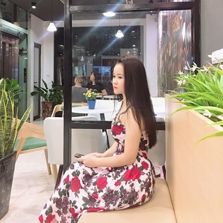 Váy hoa hồng