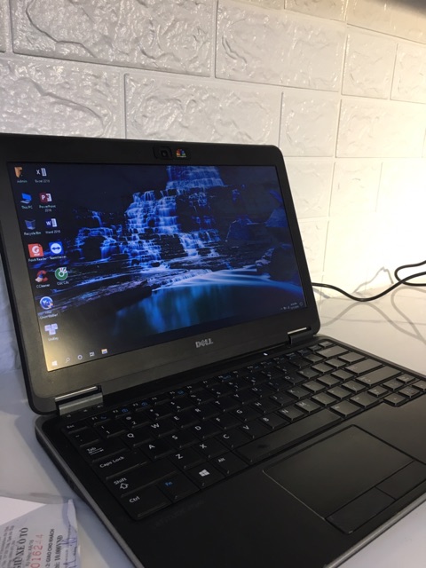 Laptop dell 7240 i5 ram4 ổ 120g