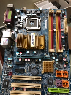 Main P35 Gigabyte