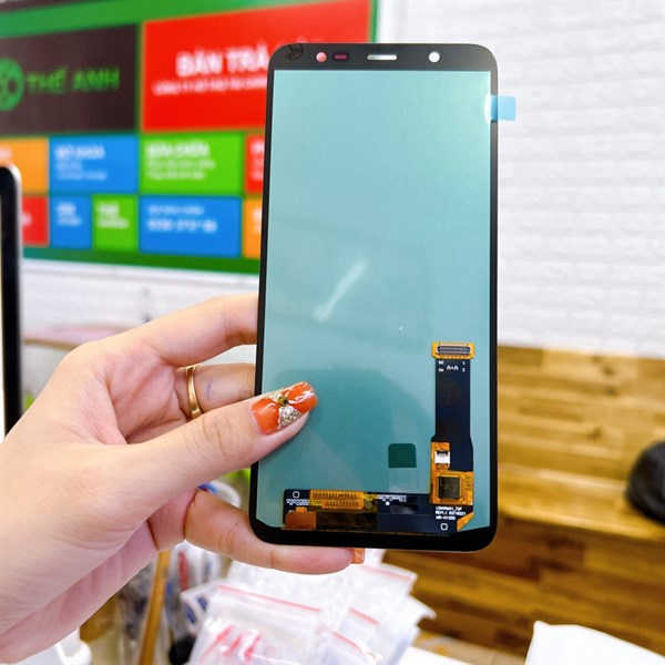 Màn hình Samsung J8 / J800 / J810 Oled 2ic, bảo hành đổi trả.