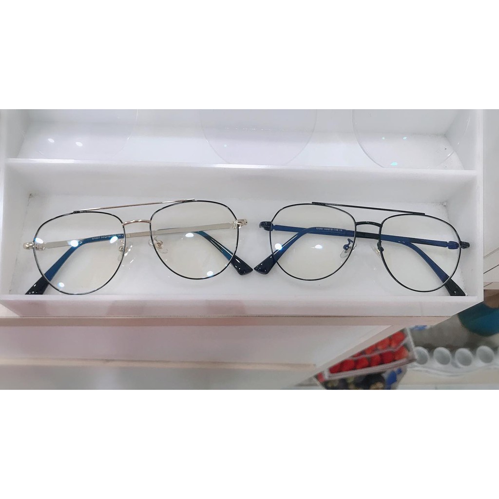 Gọng kim loại cầu ngang