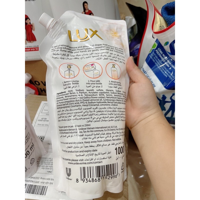 Nước rửa tay túi Lux 1000ml có vòi tiện dụng( hàng xịn xuất nước ngoài)