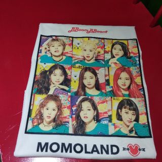 Áo thun Momoland
