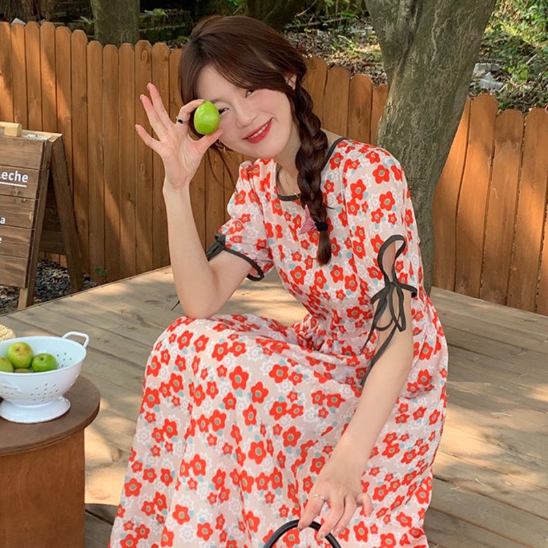 Đầm Tay Ngắn Hoạ Tiết Hoa Thiết Kế Hợp Thời Trang