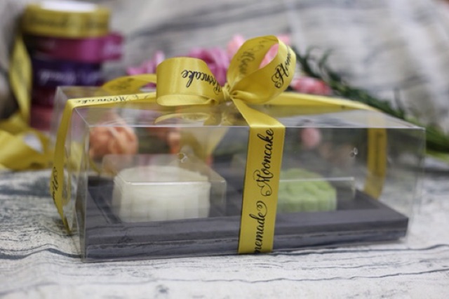 10 hộp đựng 2 bánh trung thu từ 125gam đến 250 gam