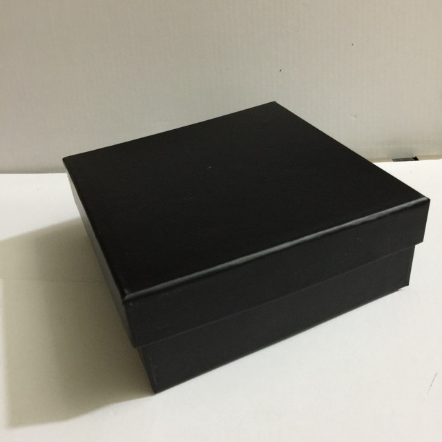 3 mẫu Hộp đựng thắt lưng  13 x 13 x 5cm