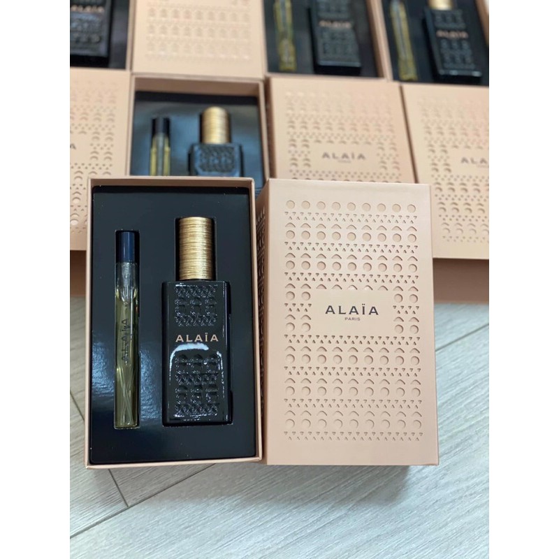 Set nước hoa Alaia Paris EDP 2 món 50ml + 10ml | Thế Giới Skin Care