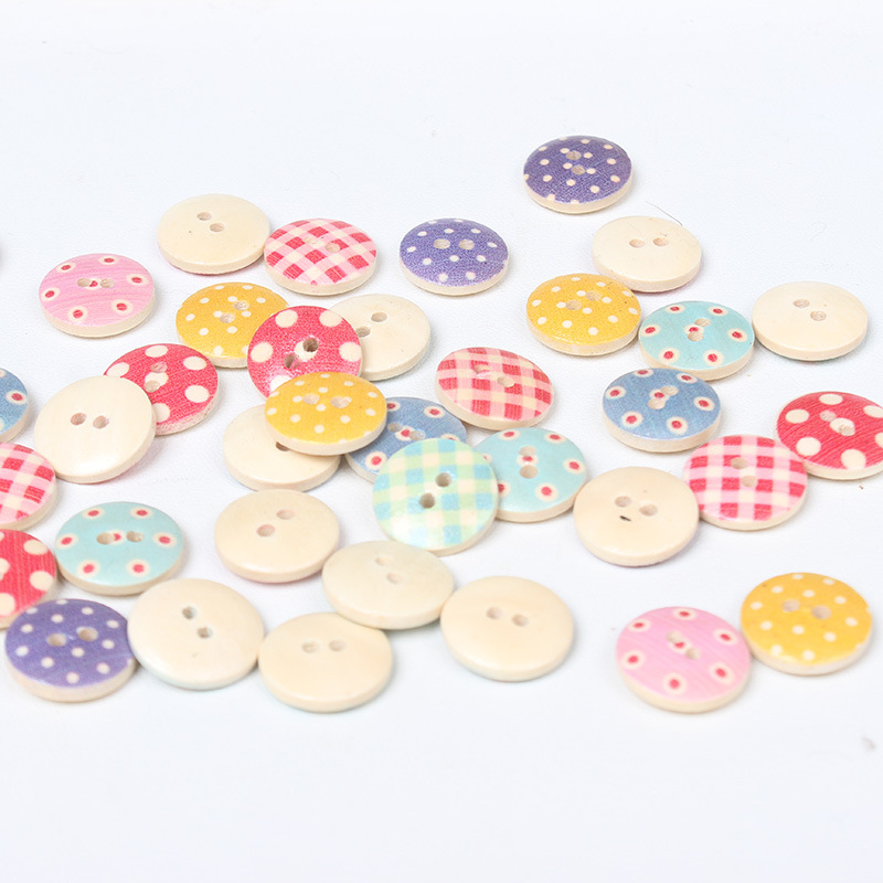 100 Nút áo bằng gỗ tròn 2 lỗ họa tiết chấm bi nhiều màu