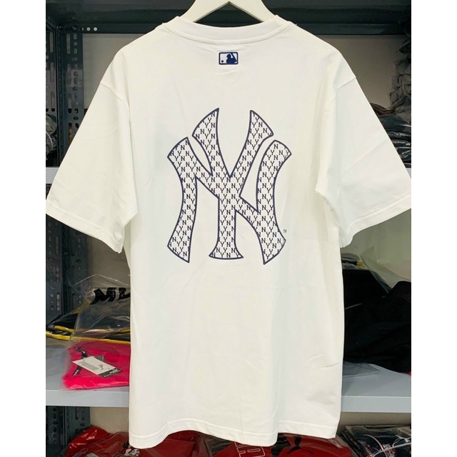 Áo Trắng MONOGRAM LOGO BACK TEE