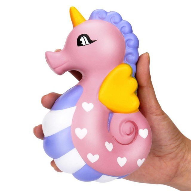 Mô hình đồ chơi cá ngựa lật đật đính kim tuyến dễ thương dành cho bé
