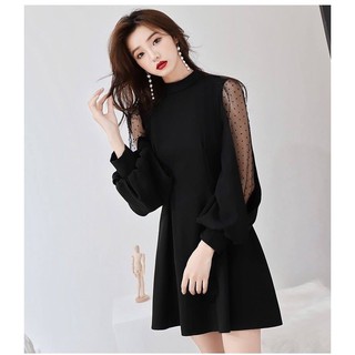 Đầm suông phối lưới tay xẻ
