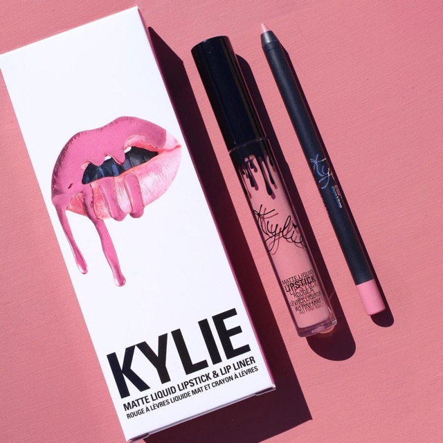 Set Son KYLIE Lip Kit (Son + Chì Môi) | BigBuy360 - bigbuy360.vn