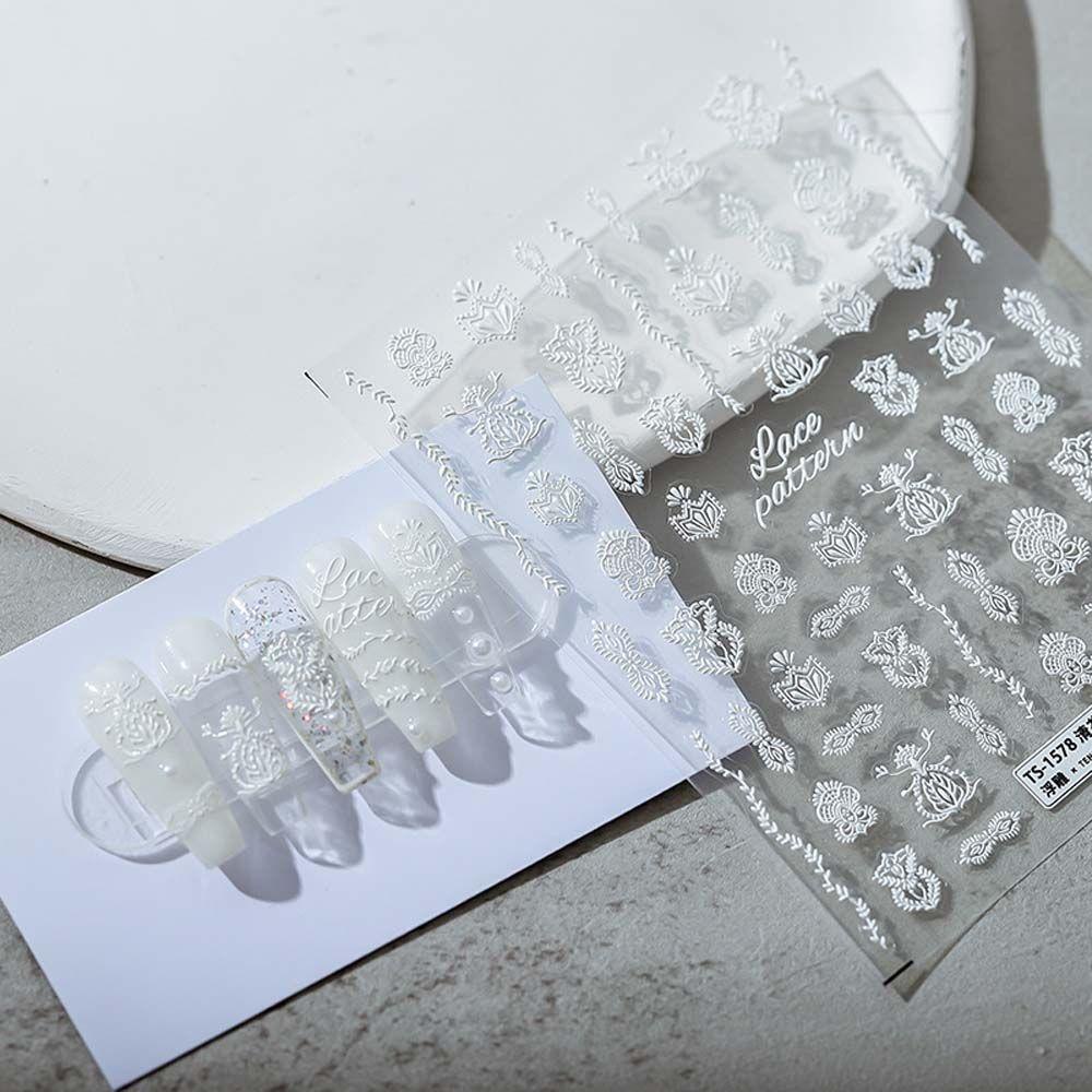 Miếng Dán Trang Trí Móng Tay 5D Màu Trắng Dễ Thương