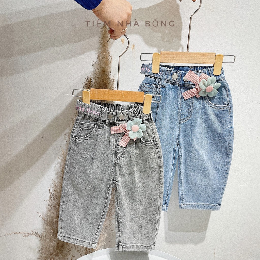 Quần bò ngố bé gái đai hoa 11-23kg - Hàng QCCC 2103