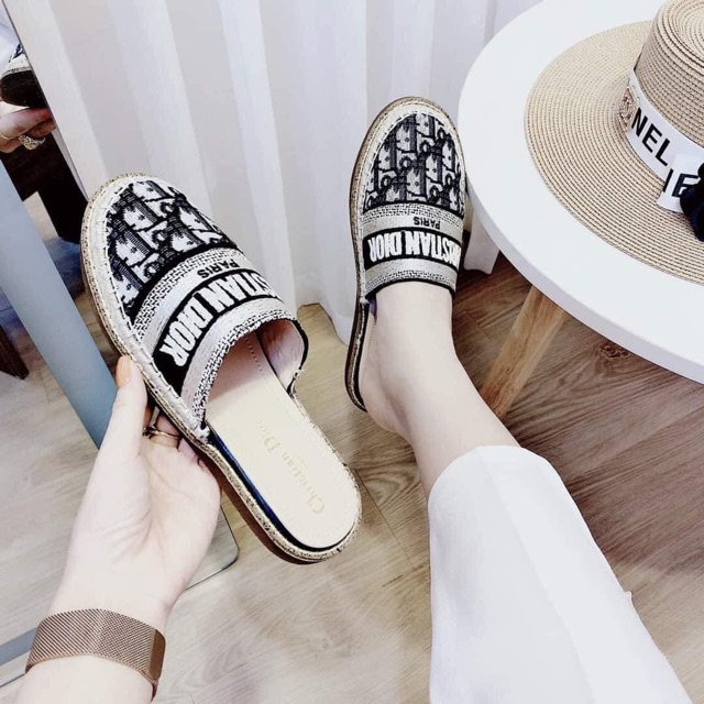 Sục Nữ Đế Bệt Thổ Cẩm Cực Đẹp Có Video Ảnh Thật | BigBuy360 - bigbuy360.vn