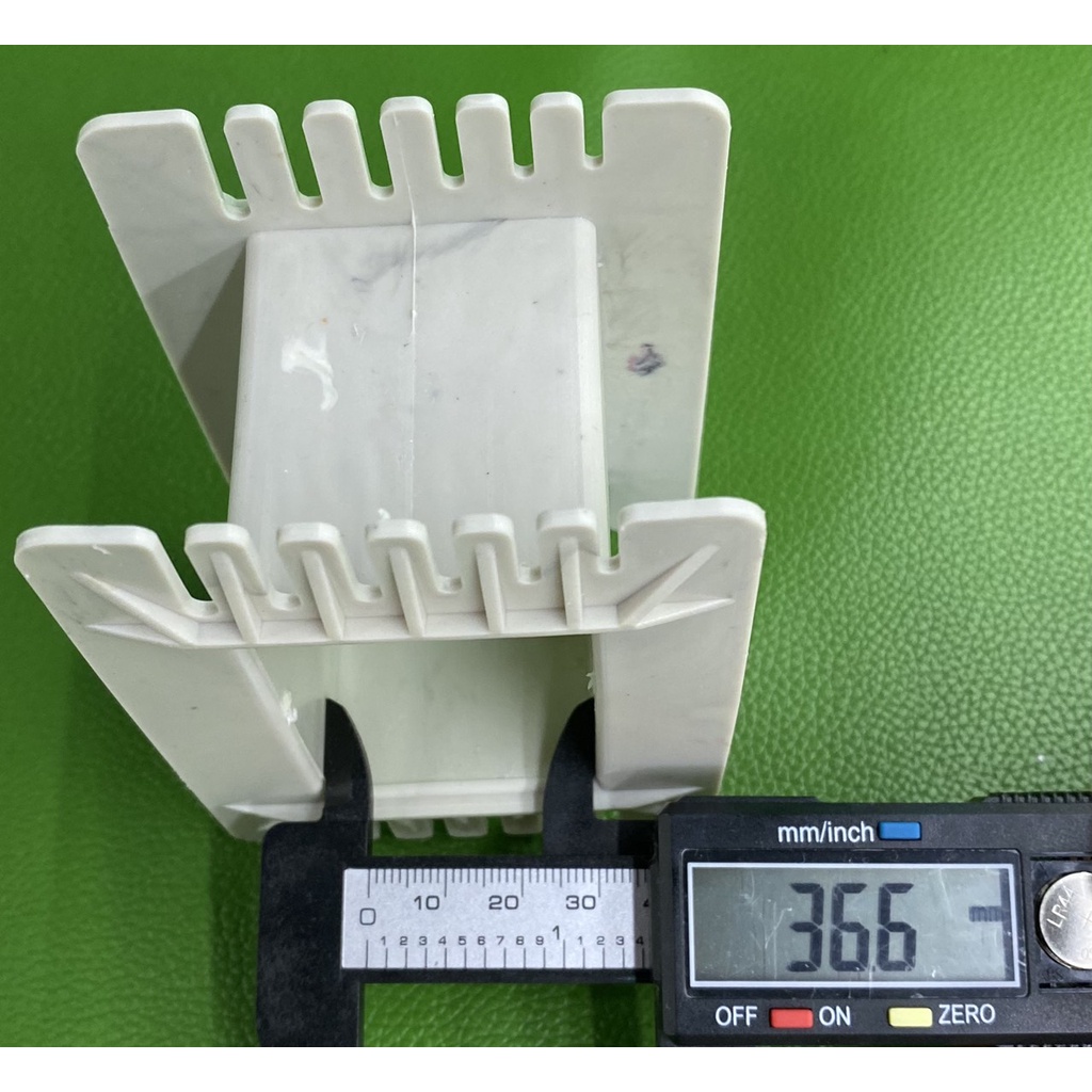 Khuôn nhựa Fe 36mm dài 60mm quấn biến áp kích cơ. Quấn biến áp thường 220v.