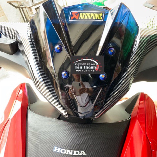 Mão Winner X kèm 4 ốc xanh titan