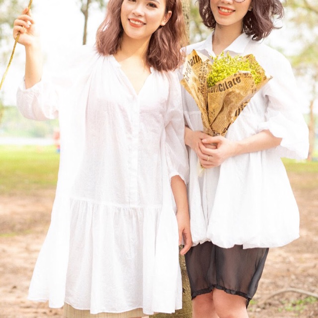 Đầm Mori( bên phải)