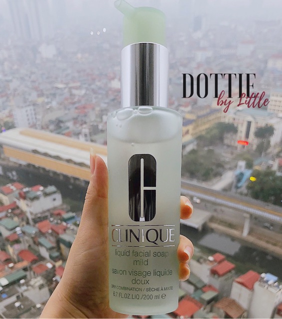 Sữa rửa mặt dịu nhẹ cho da khô CLINIQUE Liquid Facial Soap Mild