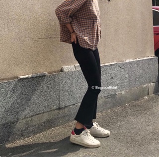 JEANS ỐNG LOE ĐEN
